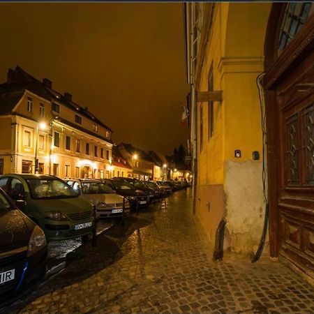 Mary Apartment Old Town Braşov Exteriör bild