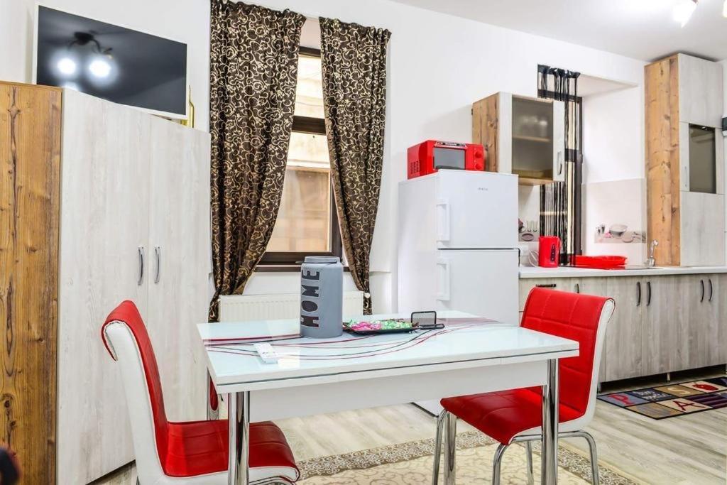 Mary Apartment Old Town Braşov Exteriör bild